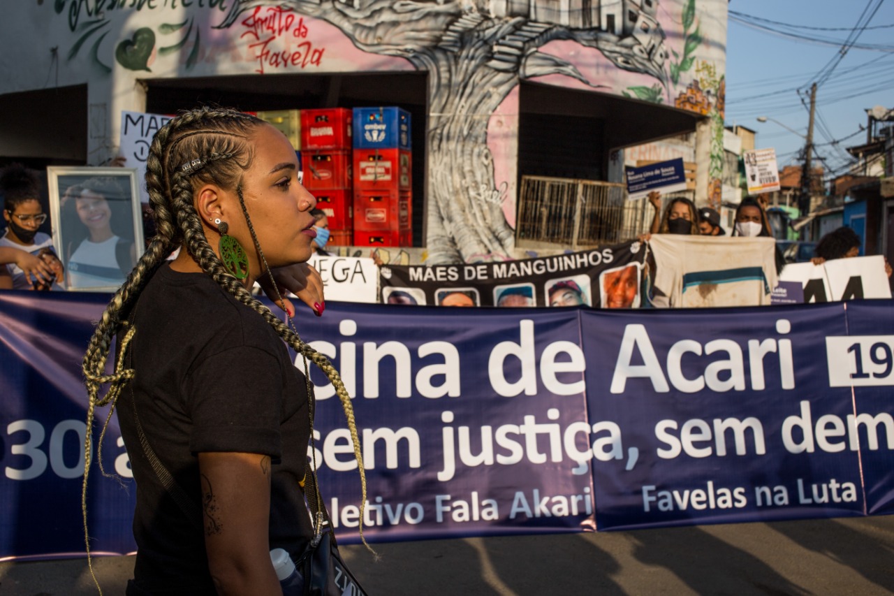 Familiares das vítimas da chacina de Acari / Foto: Reprodução da Internet