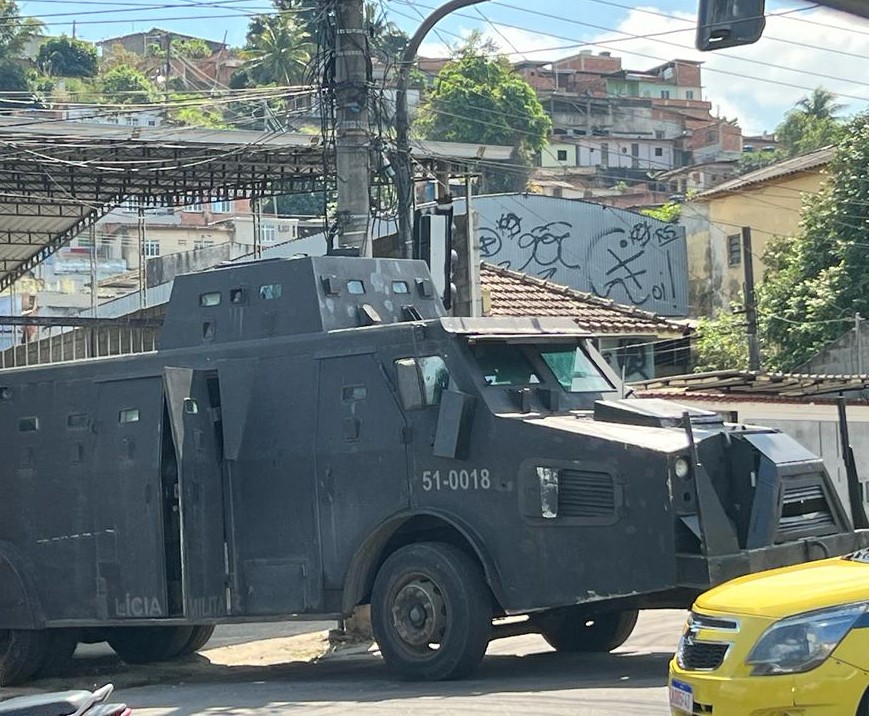 Neste momento no entorno da comunidade Foto: Reprodução