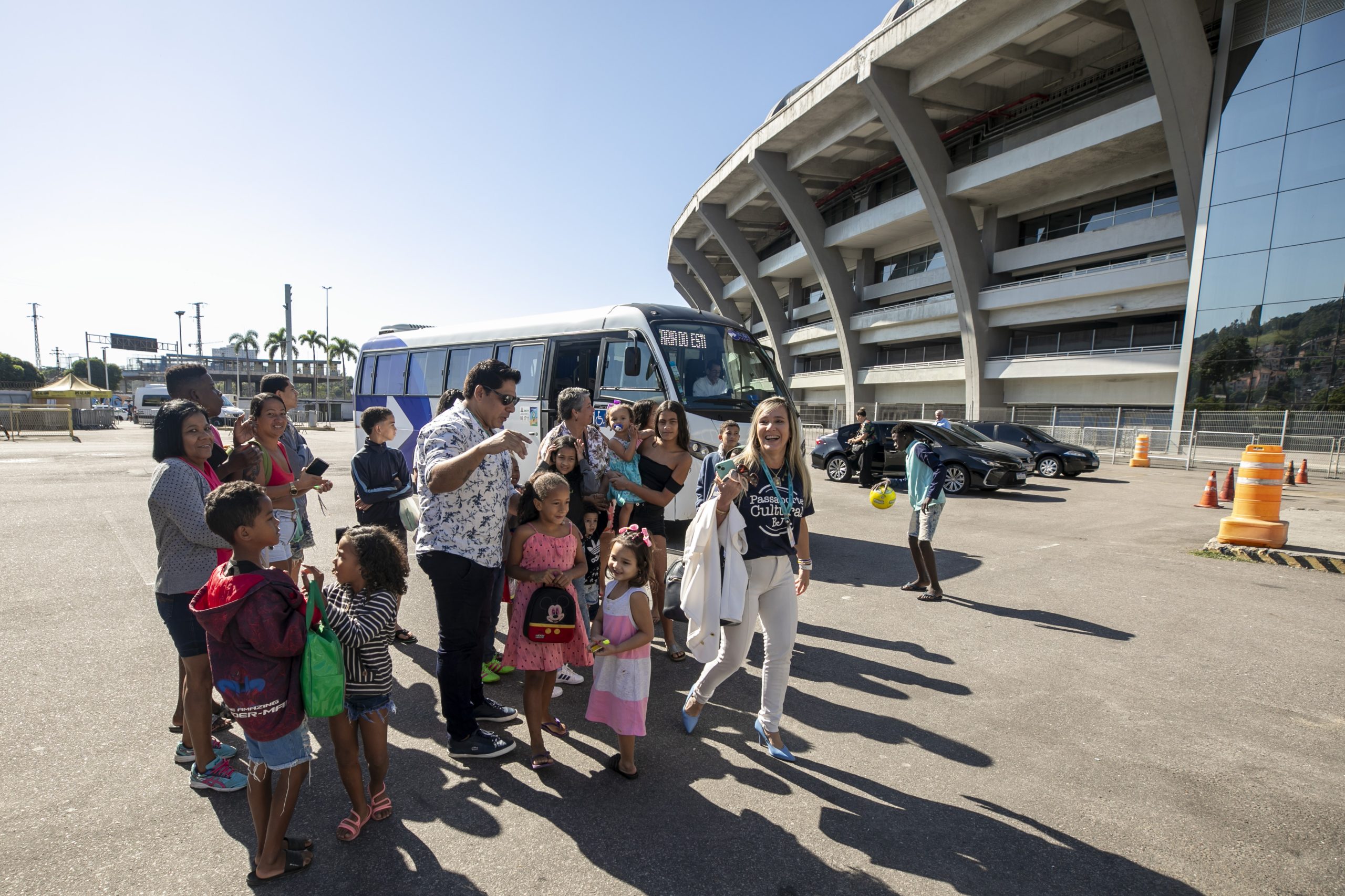 Crianças de Rio das Pedras e Vila da Penha visitam ao Maracanã. (Foto: Rafael Campos/Passaporte Cultural )
