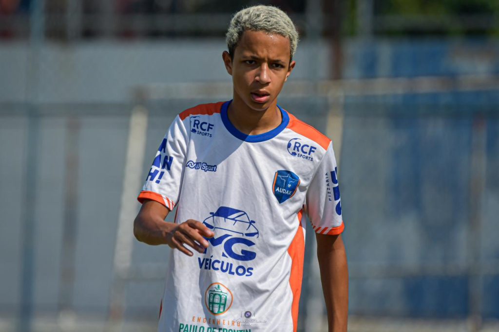 Matheus Pereira jogador de futebol